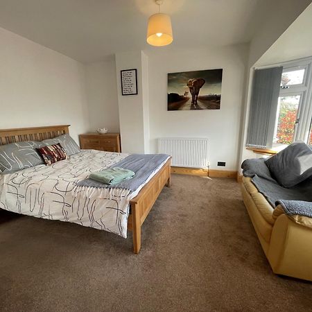 Ferienwohnung 45 Mold Road Wrexham Exterior foto